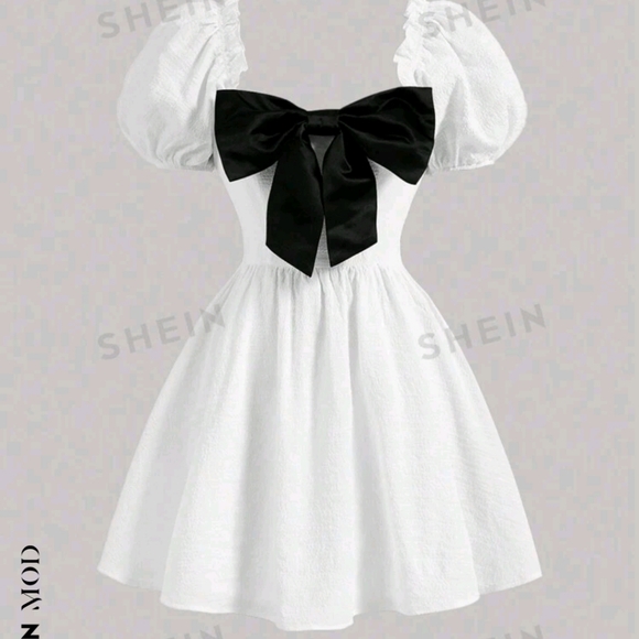 Dress - Picture 2 of 3